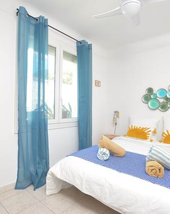 villa-les-salines-flamant-location-appartement-maison-vacances-grau-du-roi-jardin-proche-plage