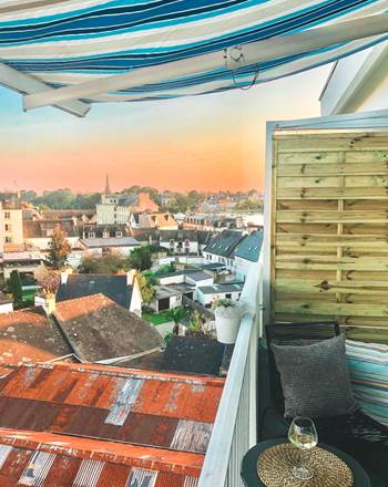 Balcon avec sur sur le port de Bénodet et Sainte-Marine au coucher du soleil