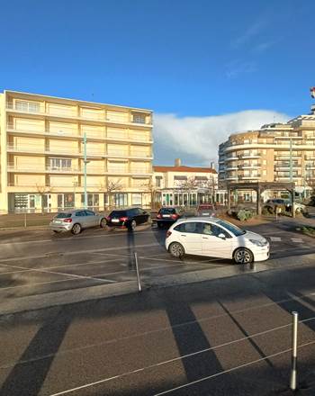 parkings extérieurs gratuits