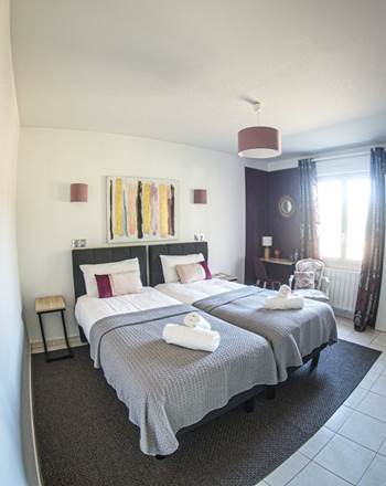 chambre-hote-piscine-spa-la-fleche