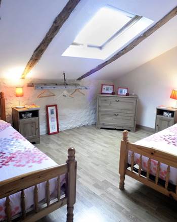 Chambre 2 lits simples
