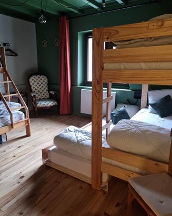 CHAMBRE ETAGE LITS SUPERPOSES