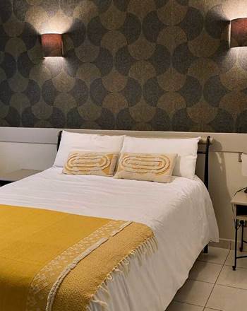 chambre-hote-piscine-spa-la-fleche