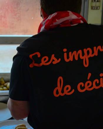 Repas servi par le traiteur "Les Imprévus de Cécilou"