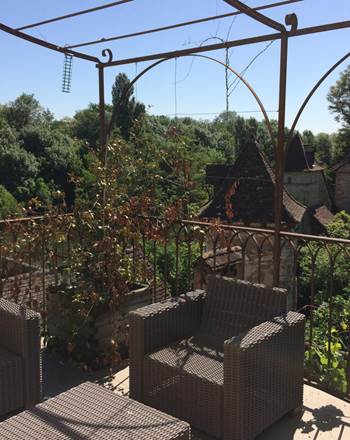 10_ Vue sur la Dordogne depuis le salon de La Terrasse