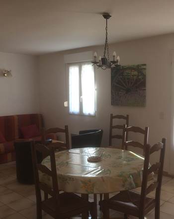 Salle_à_manger_canapé_lit