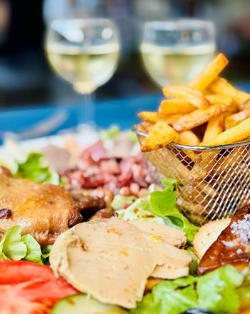 La belle Assiette " La Tour de Gascogne avec sa cuisse confite