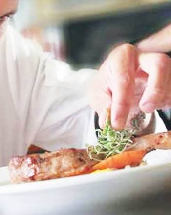 Chef du restaurant L'Entr'amis