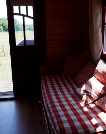 Banquette lit roulotte Violette 2 (2)