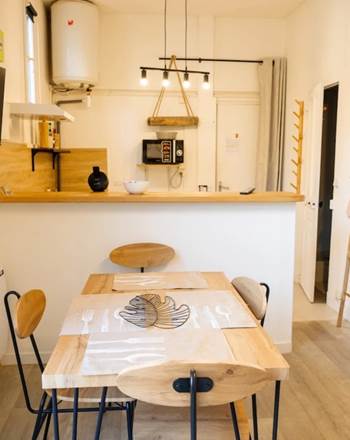 •	coin repas convivial