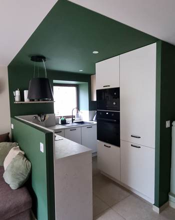 CUISINE ENTIEREMENT EQUIPEE