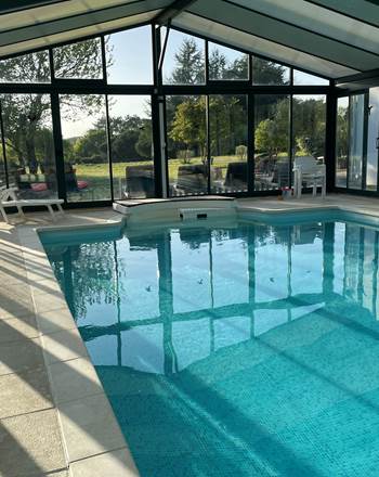 Piscine couverte chauffée
