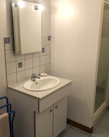 LA VARNIÈRE - Chambre Double - Salle d'eau