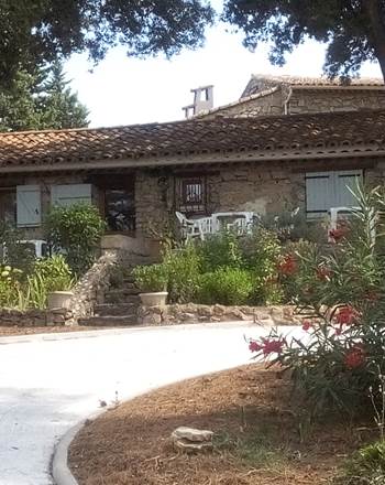 Bastidon_4 Personnes_2 Chambres