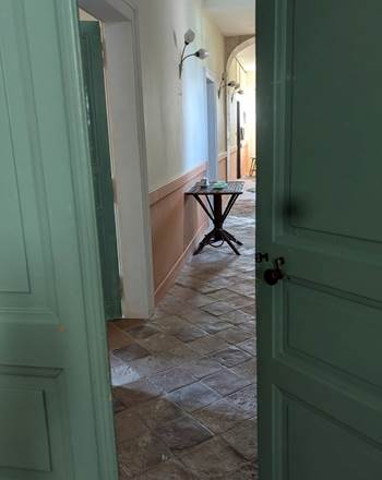 Entrée de la chambre