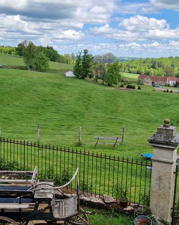 Chambre verte_Vue sur avant de la maison