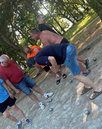 Concours de pétanque
