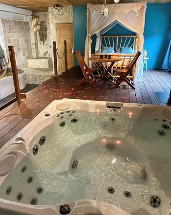 suite avec jacuzzi
