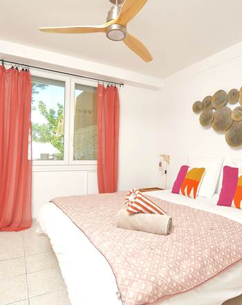 villa-les-salines-flamant-location-appartement-maison-vacances-grau-du-roi-jardin-proche-plage