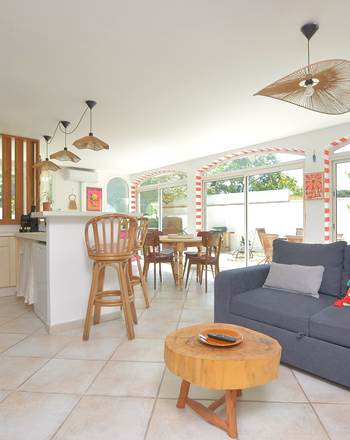 villa-les-salines-flamant-location-appartement-maison-vacances-grau-du-roi-jardin-proche-plage