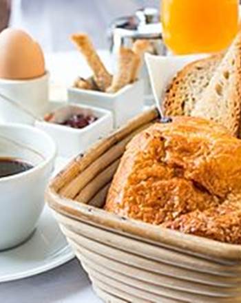 Petit déjeuner continental