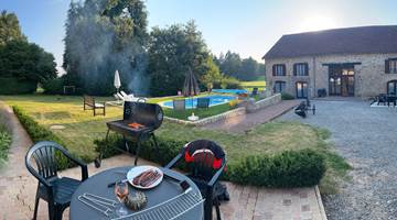 Terrasse gîte Le Bleuet