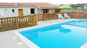 Etang Vallier Resort Villa Tina Piscine