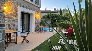 Terrasse-coté-piscine