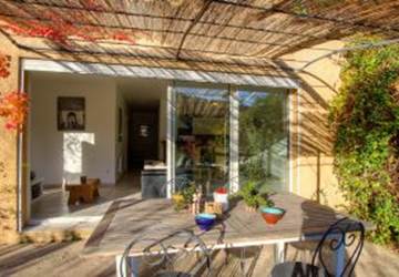 TERRASSE 2 GITE 3