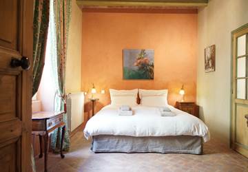 grande chambre Provençale Rez de chaussée Vaucluse