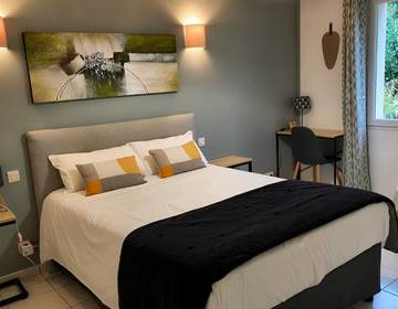 chambre-hote-piscine-spa-la-fleche