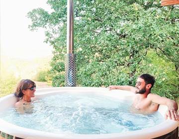 Bain nordique avec buses de massage