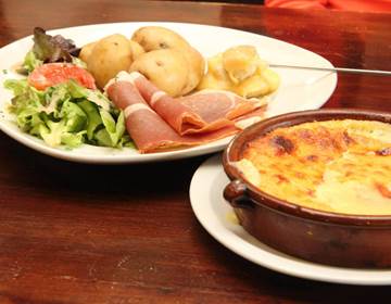 se-regaler-fondue-saint-nectaire-sancy-1536x1024