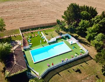 Vue aérienne de la piscine