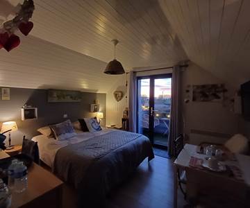 Chambre avec balcon