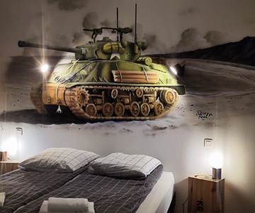 le-sherman-residence-de-tourisme-le-fury-3-personnes-chambre-omaha-beach-rick-steve-voyage-normandie-site-historique-d-day