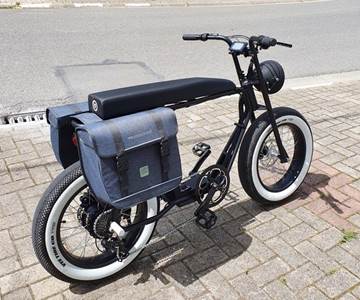 Uni-Moke