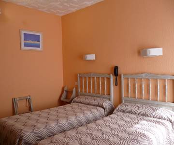 chambre Twin standard Hôtel Ambeille