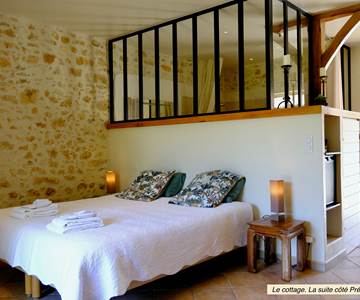 DOMAINE DU CHAMP DE L'HOSTE - chambres d'hôtes à Larzac 24170 - Dordogne - location suite côté pré - location maison de vacances - suite de charme -