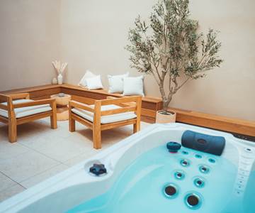 MAISON-BALAS-Suite-Gran-Terrassa-&-Spa-Jacuzzi-Terrasse