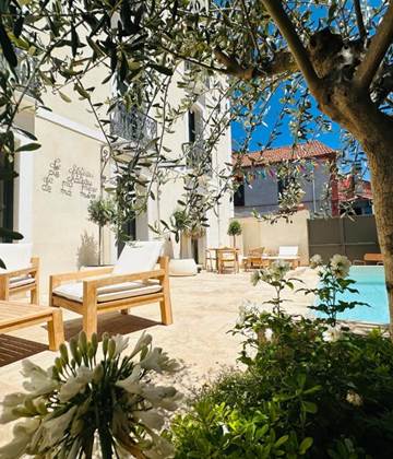 Suite Castell Maison Balas à Canet-en-Roussillon avec piscine privée, jardin et confort de luxe