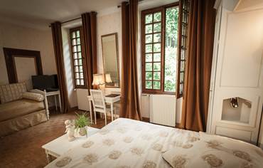 Hostellerie du grand duc chambre familiale 1