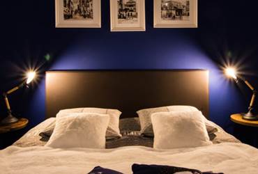 chambre Côte Village la nuit