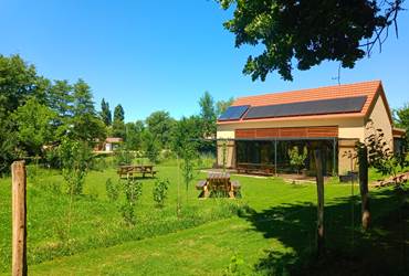Le grand gîte et son jardin