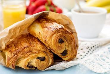 croissants-chocolate-1024x683