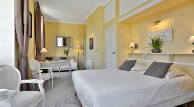 Chambre Jaune château - 2 ou 3 couchages