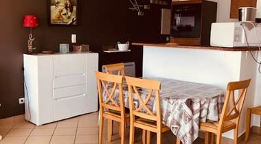 LIVING AREA-4