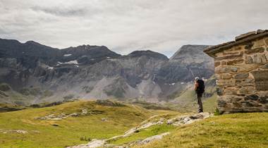 Randonneur cirque de Troumouse