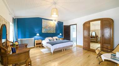 chambre-hote-courbiac-piscine