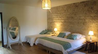 chambre-hote-manoir-courbiac-piscine